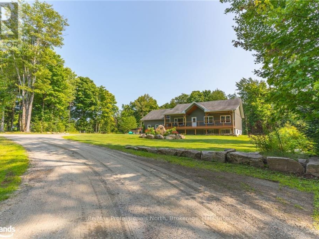 2538 Gelert Road, Minden Hills