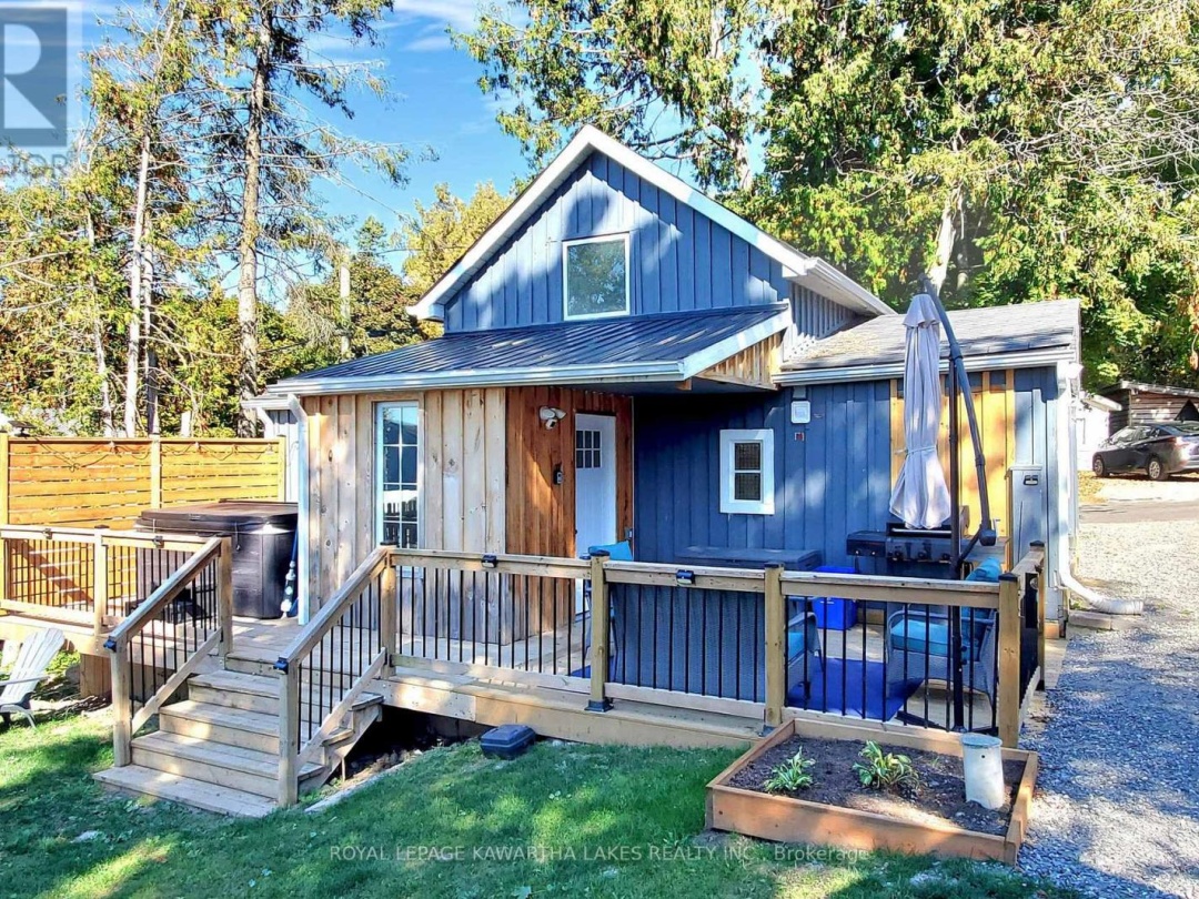 12 BIRCHCLIFF AVENUE, Sturgeon Lake