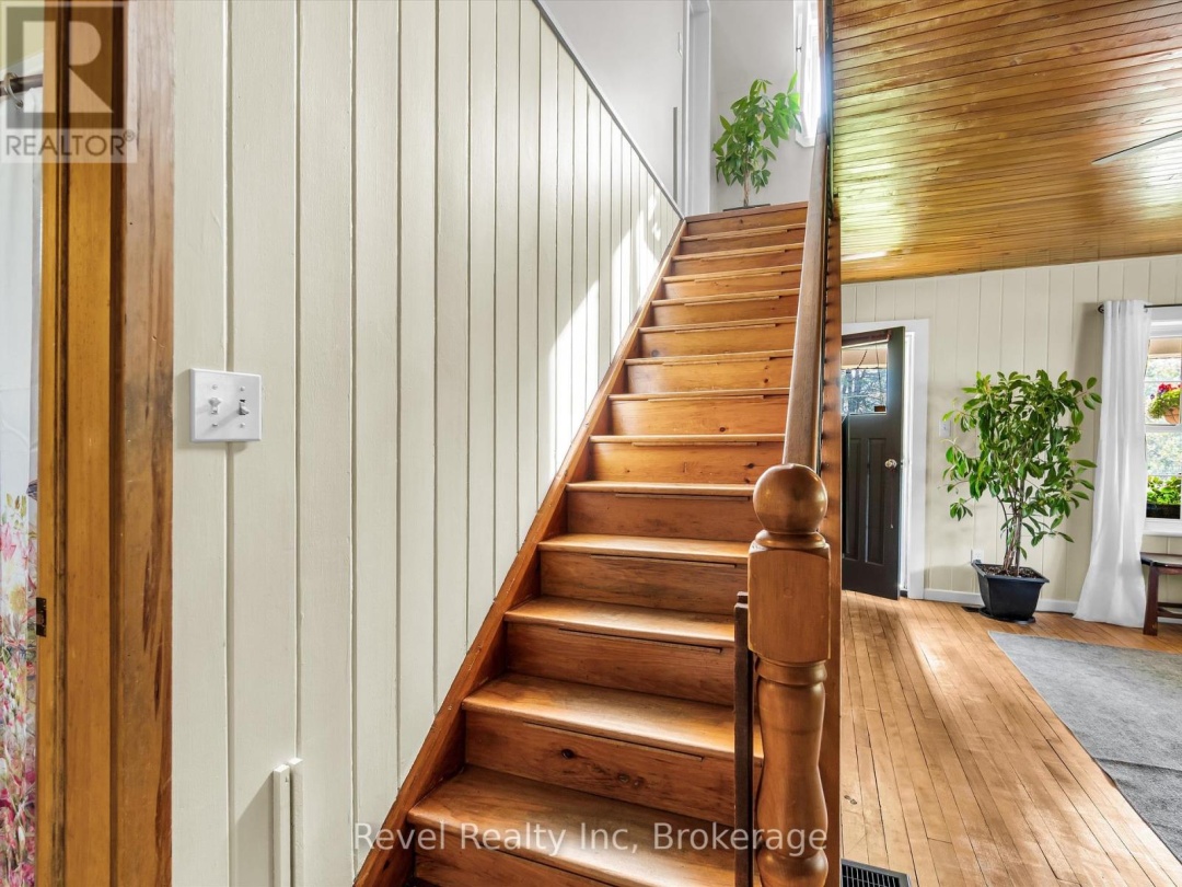 1070 OLD VICTORIA ROAD, 