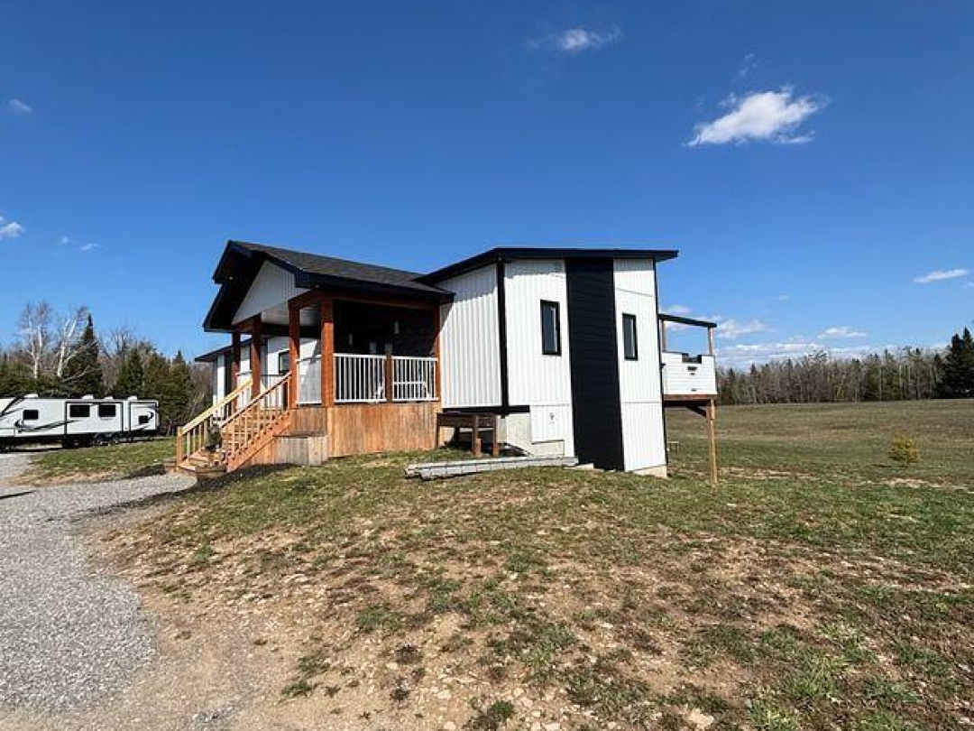 1062 NORTHLINE ROAD, Kawartha Lakes (Fenelon Falls)