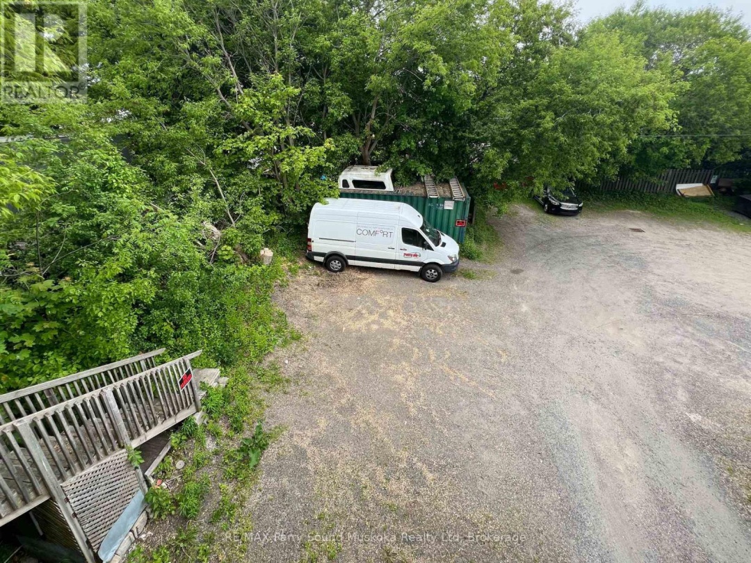 111 JAMES STREET, Parry Sound