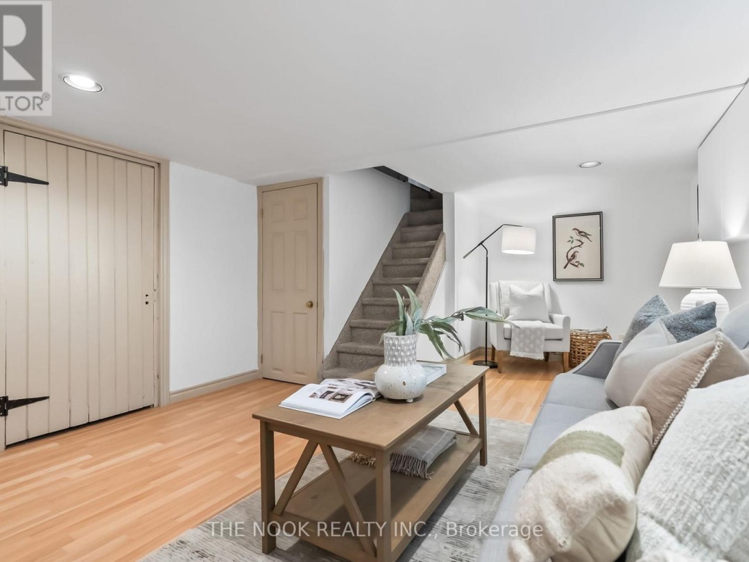275 VALENTIA ROAD, 