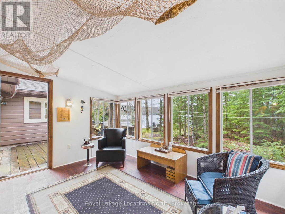 1027 SCOTT LANE, Oxbow Lake