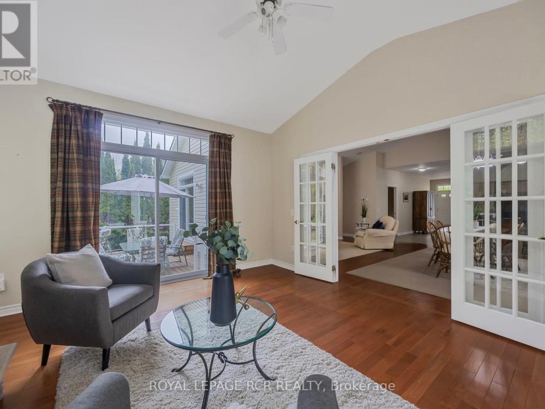 150 HEDGEWOOD LANE, 