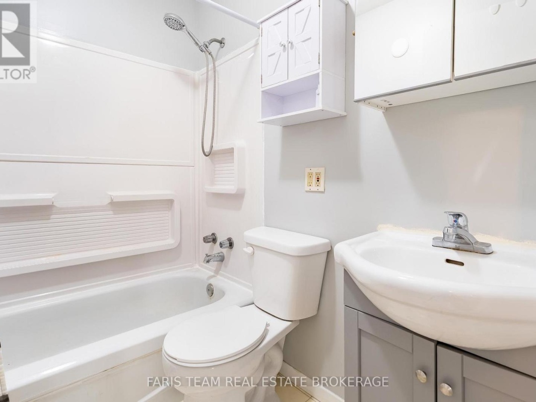 46 HEARTHSTONE DRIVE, Tay