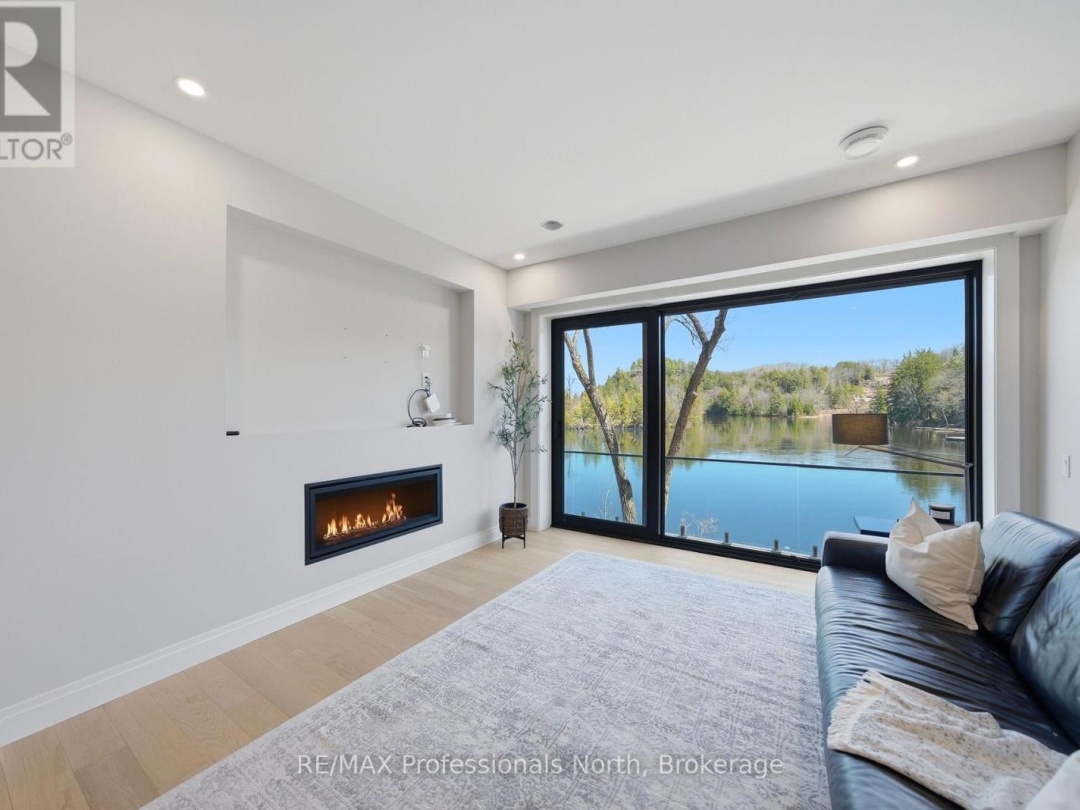 303 - 32 BRUNEL ROAD, Muskoka River