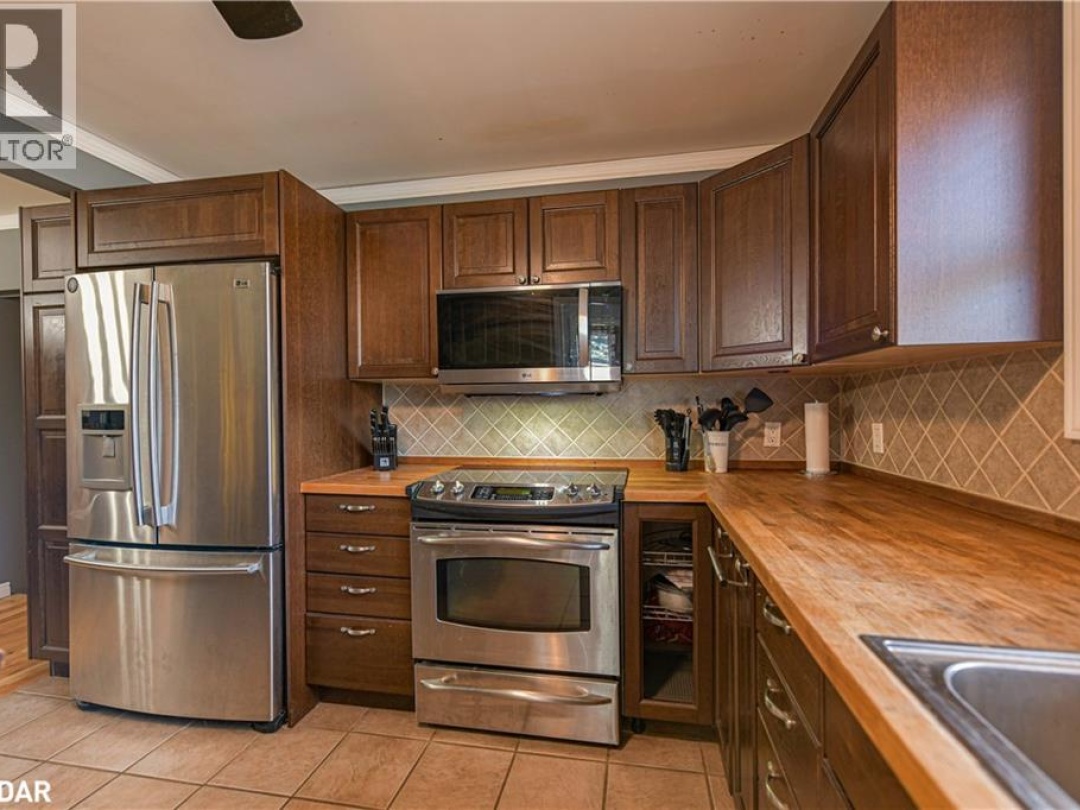 3323 PARK ROAD Road, 