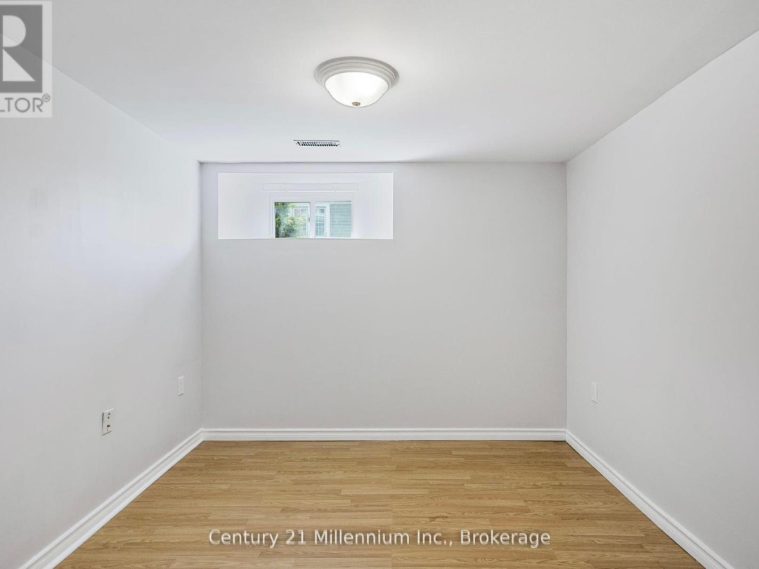 100 MATCHEDASH STREET N, 