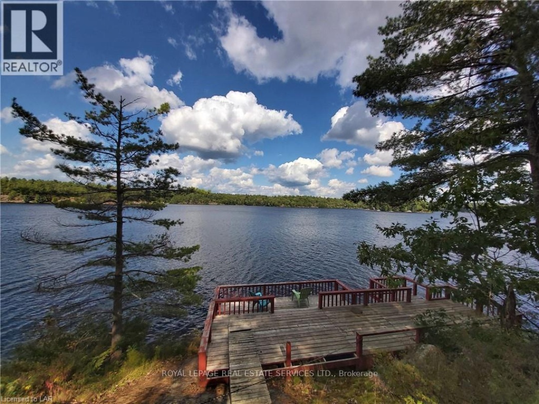 1327-1329 WOODLAND DRIVE, Muldrew Lake