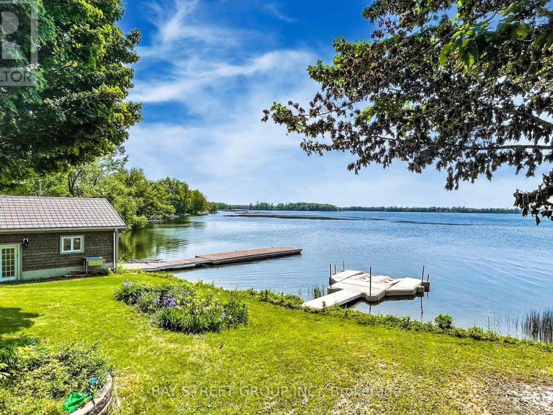 3784 TUPPY DRIVE, Lake Simcoe