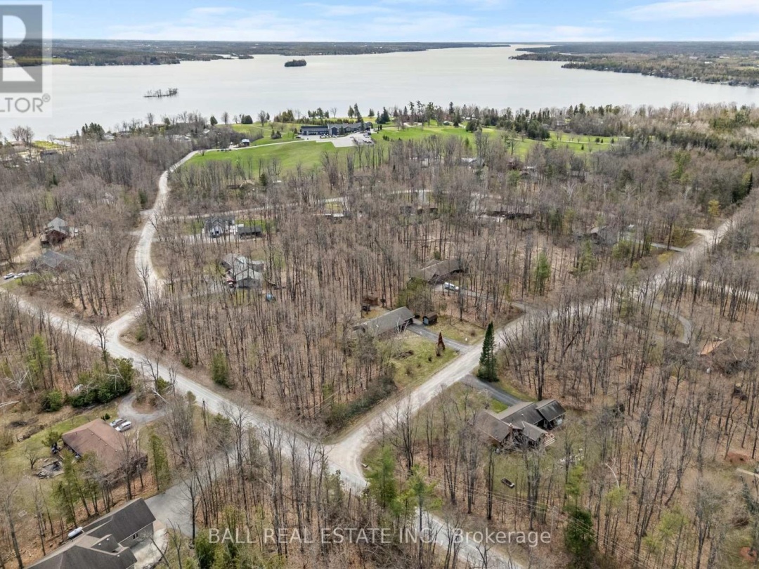 48 STANLEY DRIVE, Kawartha Lakes (Fenelon Falls)