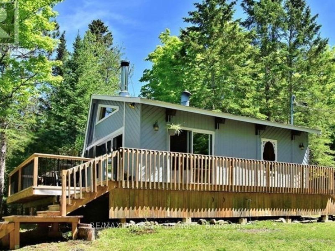 1422 AVERY LANE, Gooderham Lake