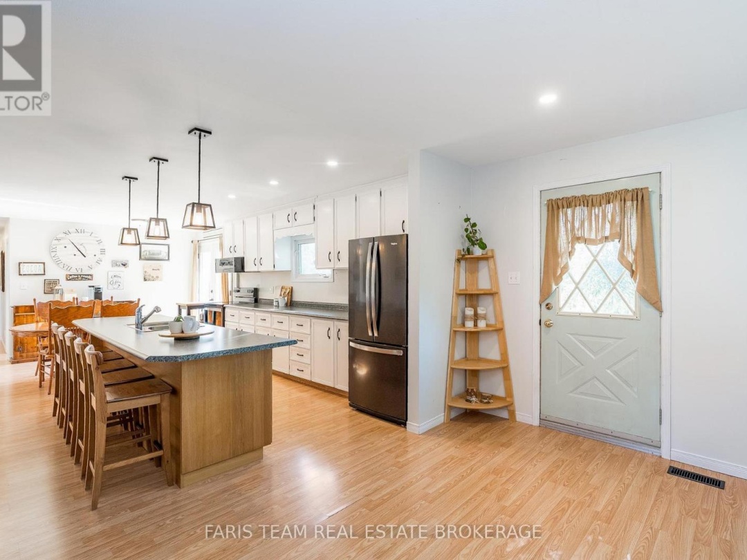 2243 ANDERSON LINE, 