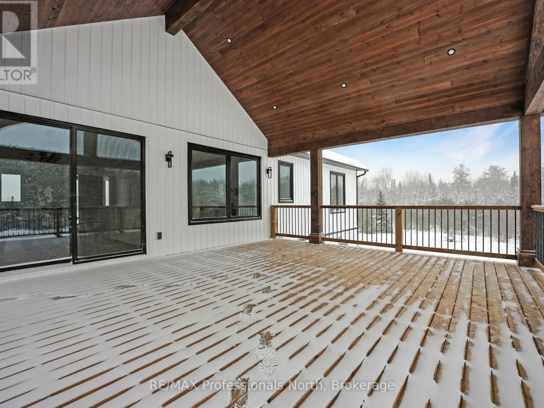 1058 PIPER GLEN ROAD, Minden Hills (Snowdon)