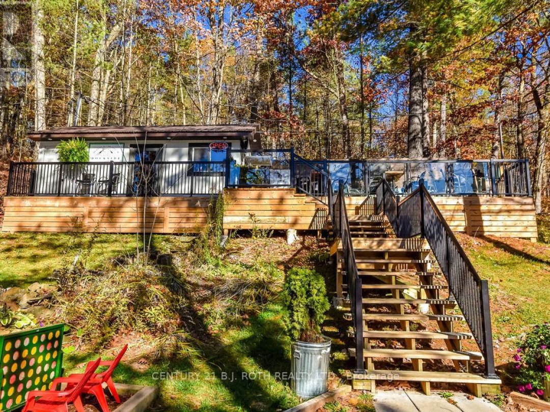 27 SR406 SHORE, Muskoka Lakes (Wood (Muskoka Lakes))