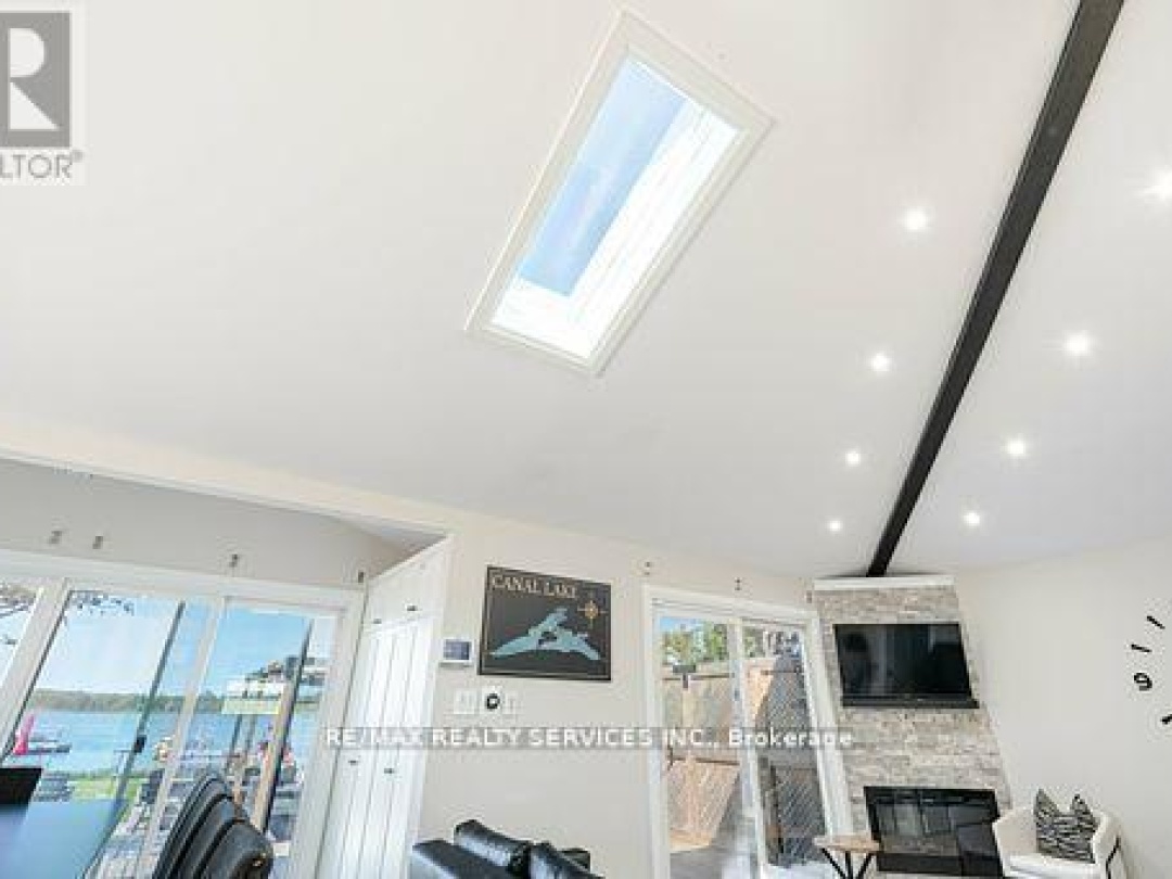 28 ELDONIA ROAD, Canal Lake