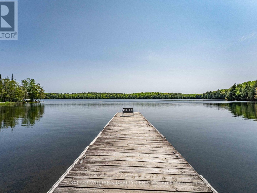 #38 LAKERIDGE - 1047 BONNIE LAKE CAMP ROAD, Bracebridge (Macaulay)