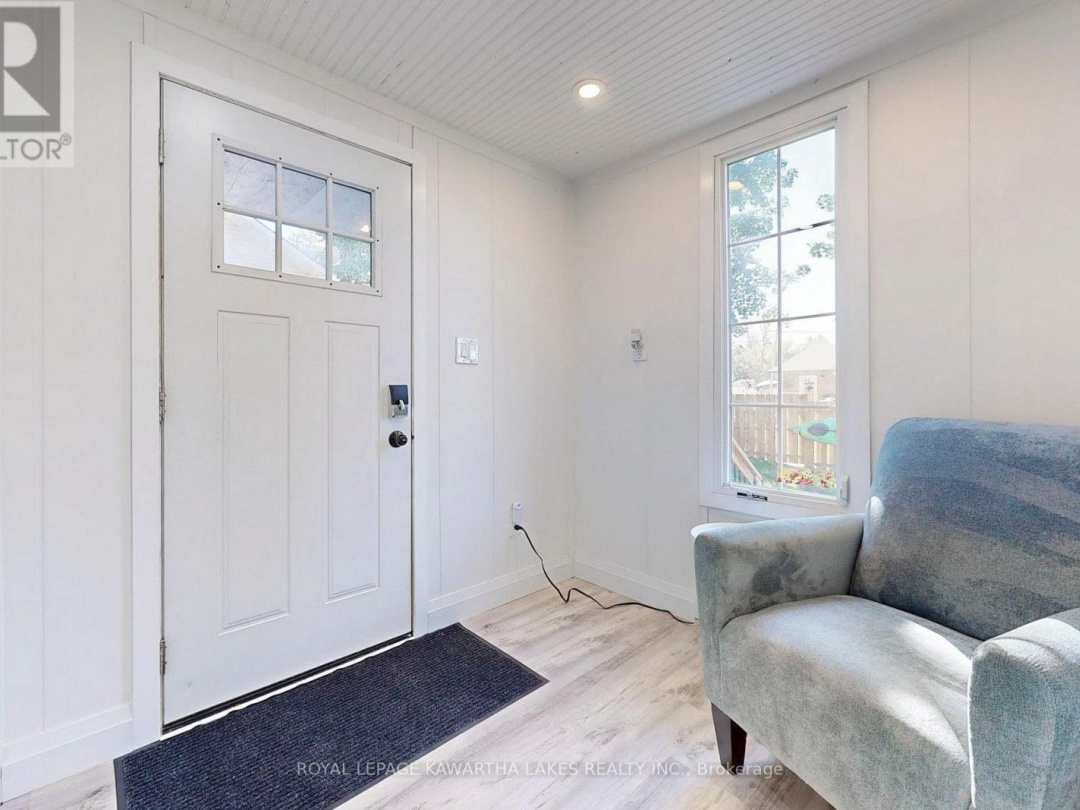 12 BIRCHCLIFF AVENUE, Sturgeon Lake
