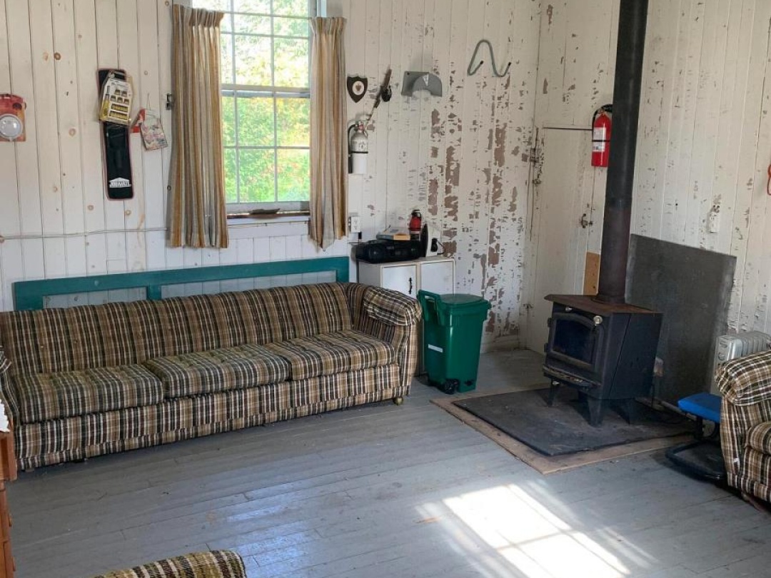 3520 BENNETT AVENUE, 