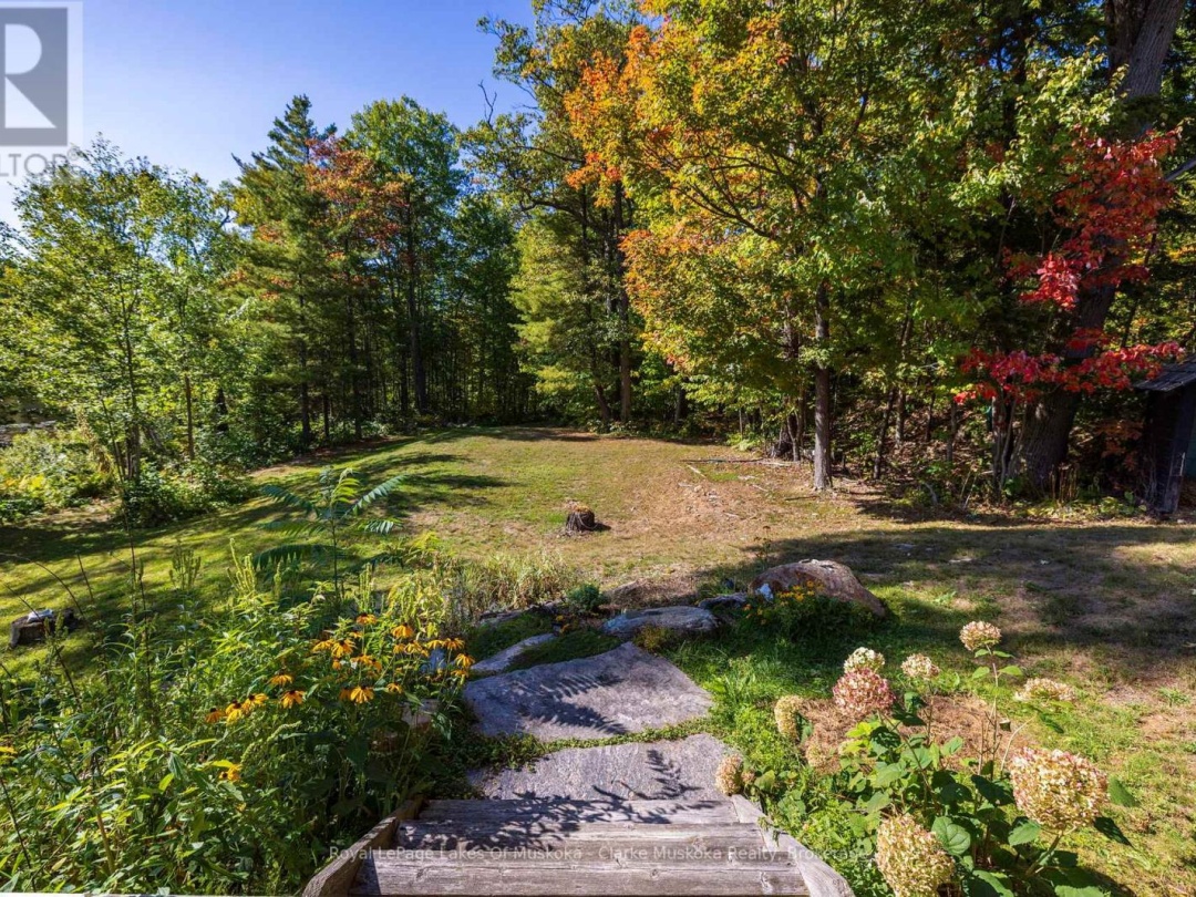 1064 ROAD 3200 & 0 PARKERS POINT ROAD, Lake Muskoka