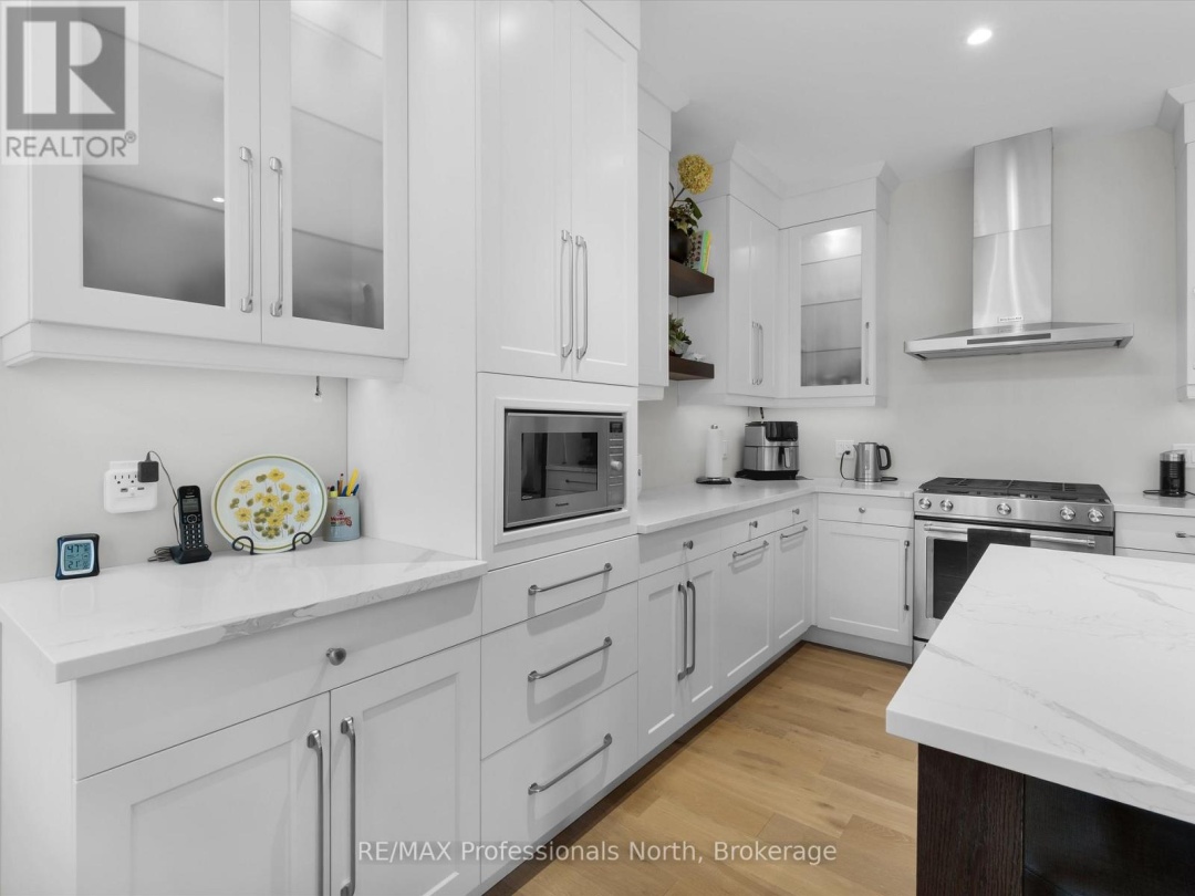 211 HOLDITCH STREET, 