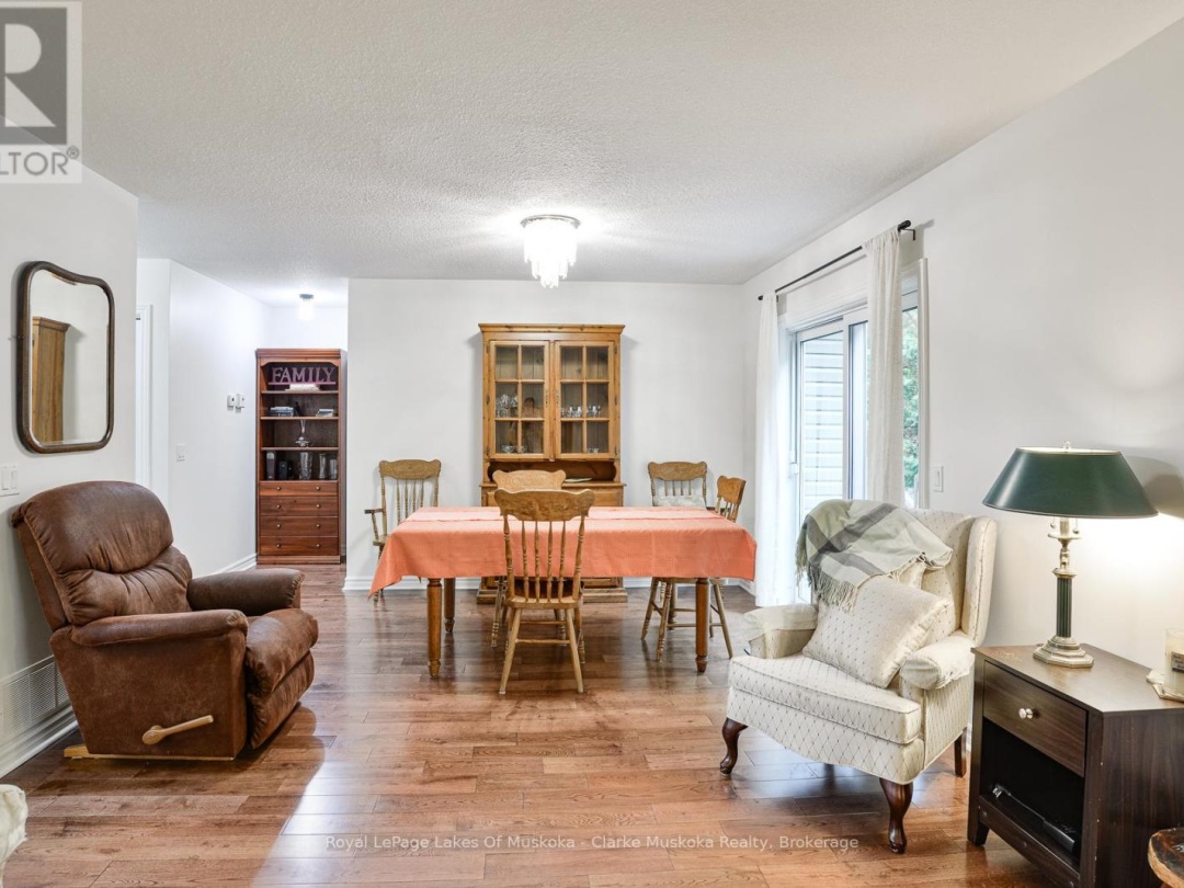 77 HEDGEWOOD LANE, 