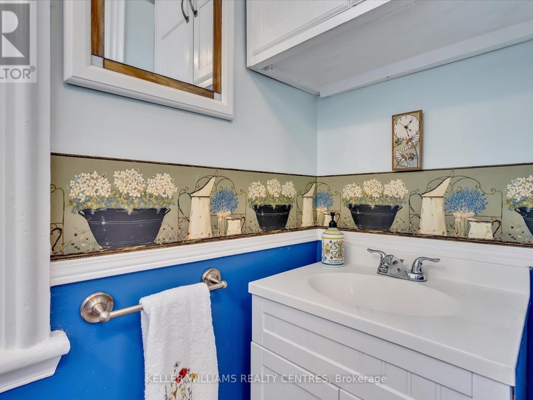140 KING STREET, Kawartha Lakes (Woodville)