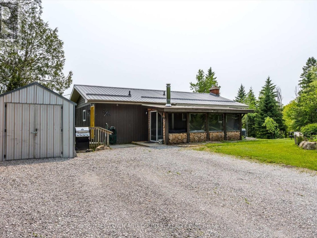 1042 TWEED DRIVE, Highlands East (Glamorgan)
