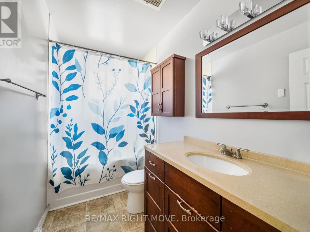 218 HILDA STREET, 