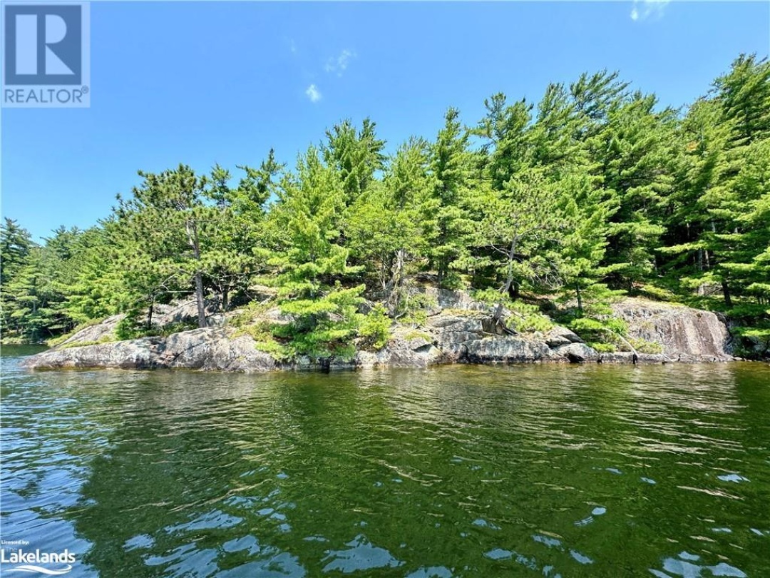 N/A North Bohemia Island, Lake Rosseau