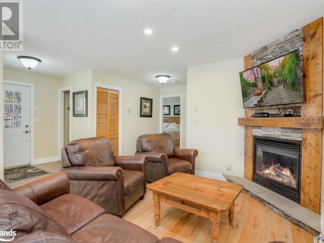 1052 Rat Bay Road Unit# 116 4, Lake Of Bays