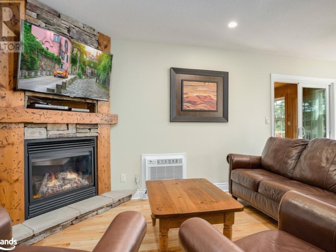 1052 Rat Bay Road Unit# 116 4, Lake Of Bays