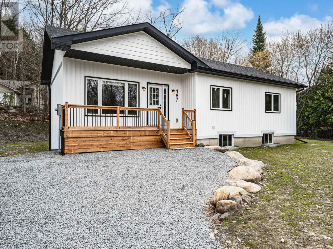 187 ALBIN ROAD, Tay (Waubaushene)