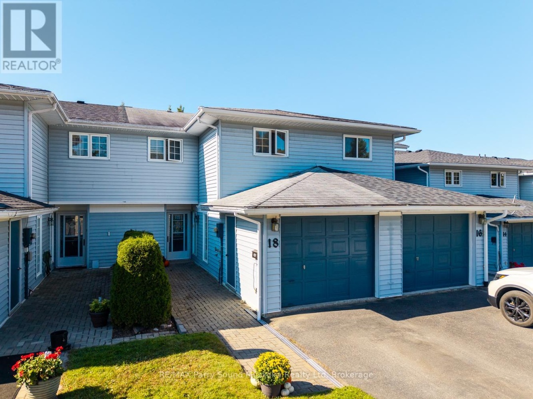 18 GEORGIAN BAY AVENUE, Parry Sound