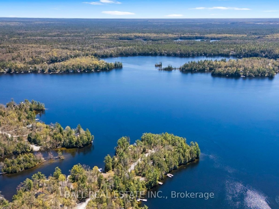 479 EAST CLEAR BAY ROAD, Crystal Lake