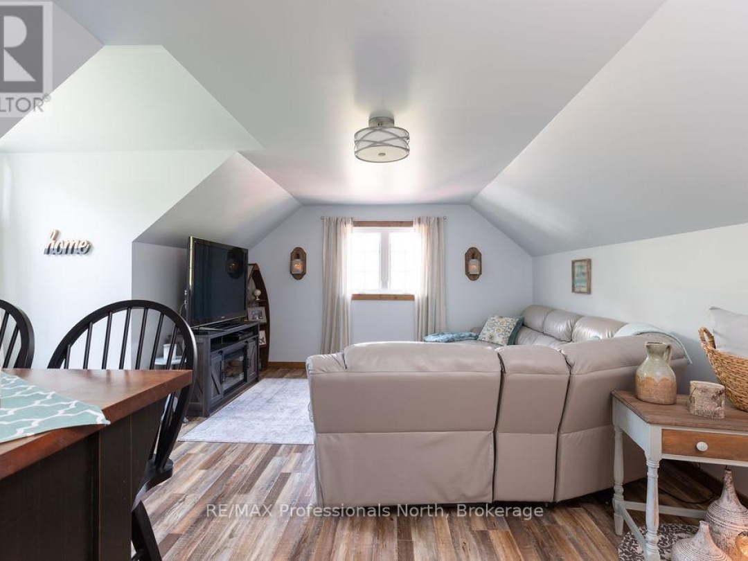 427 SKYHILLS ROAD, Huntsville (Chaffey)
