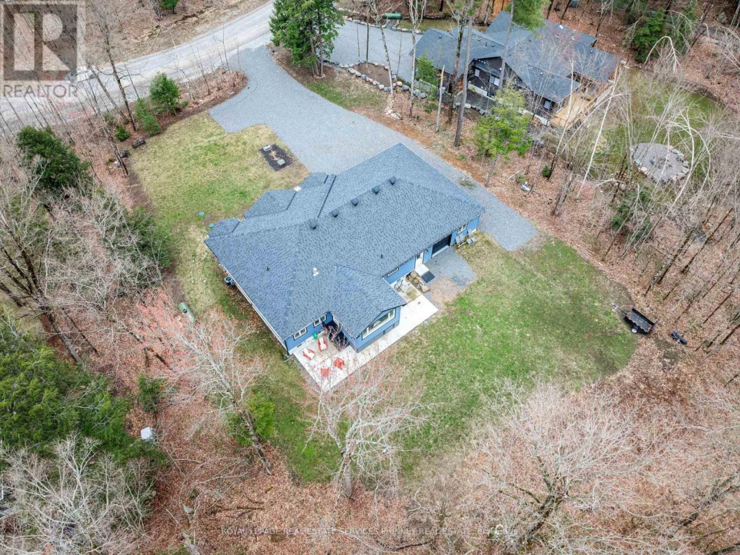 1068 XAVIER STREET, Gravenhurst (Morrison)