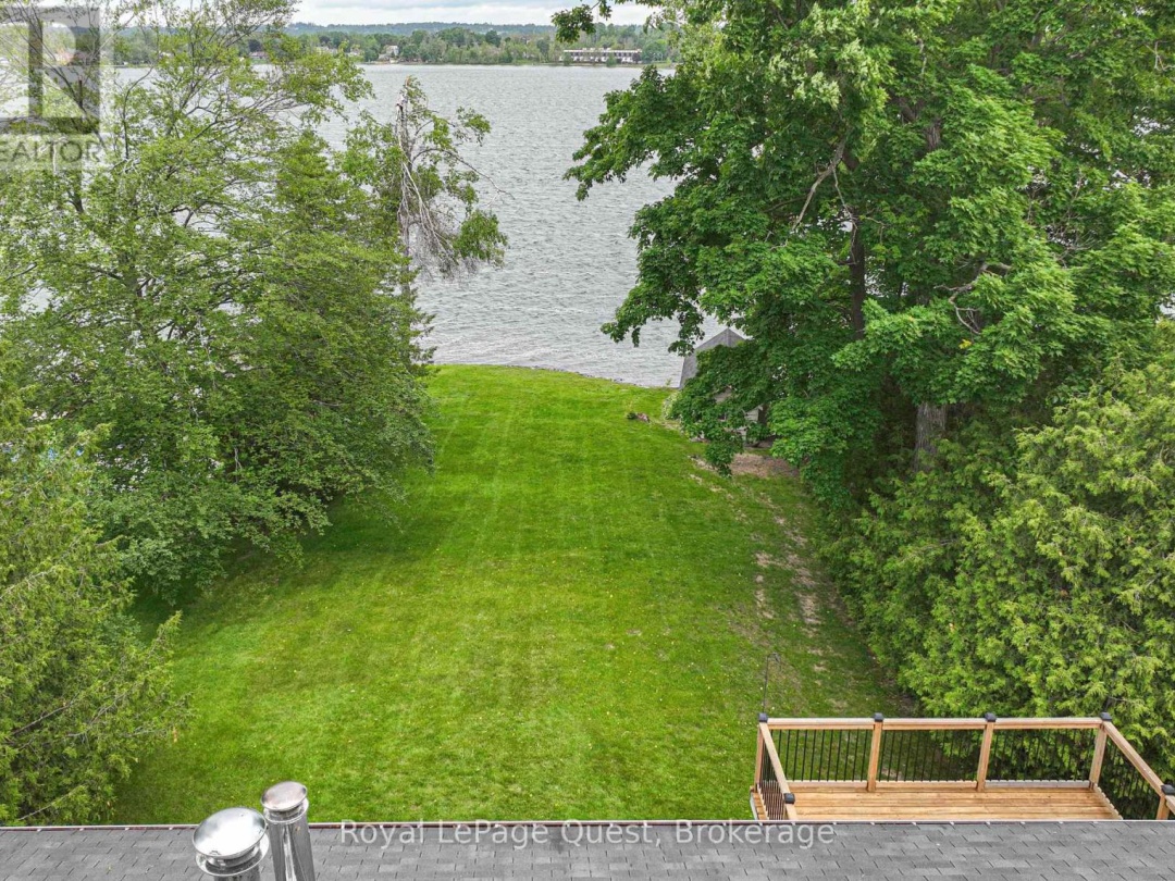 27 HEYDEN AVENUE, Lake Simcoe