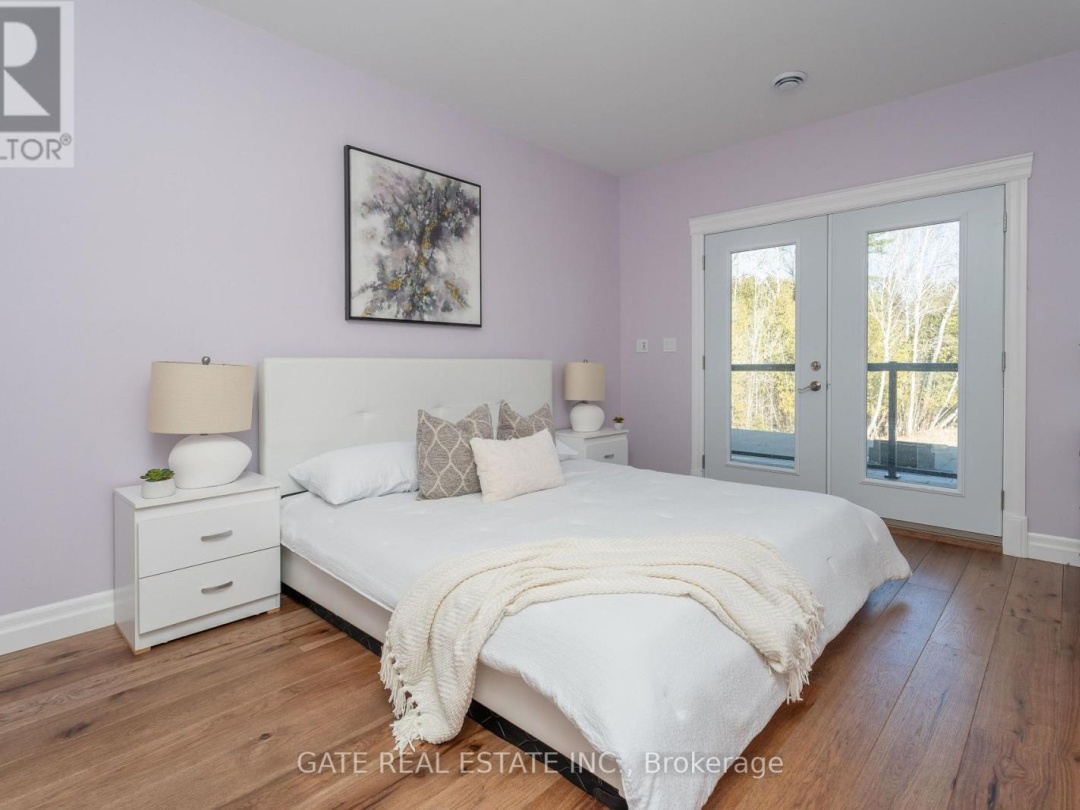 44 BASS LAKE ROAD, Pigeon Lake