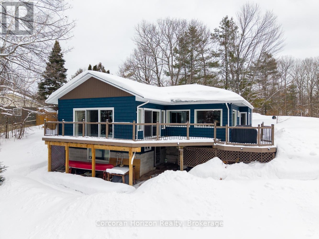 3000 WHELAN WAY, Black River