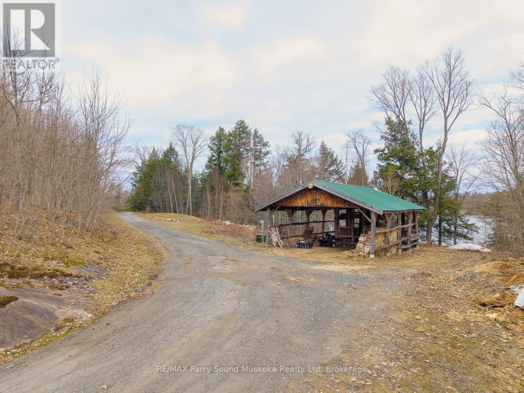 92 BLUE LAKE ROAD, Murdock Lake