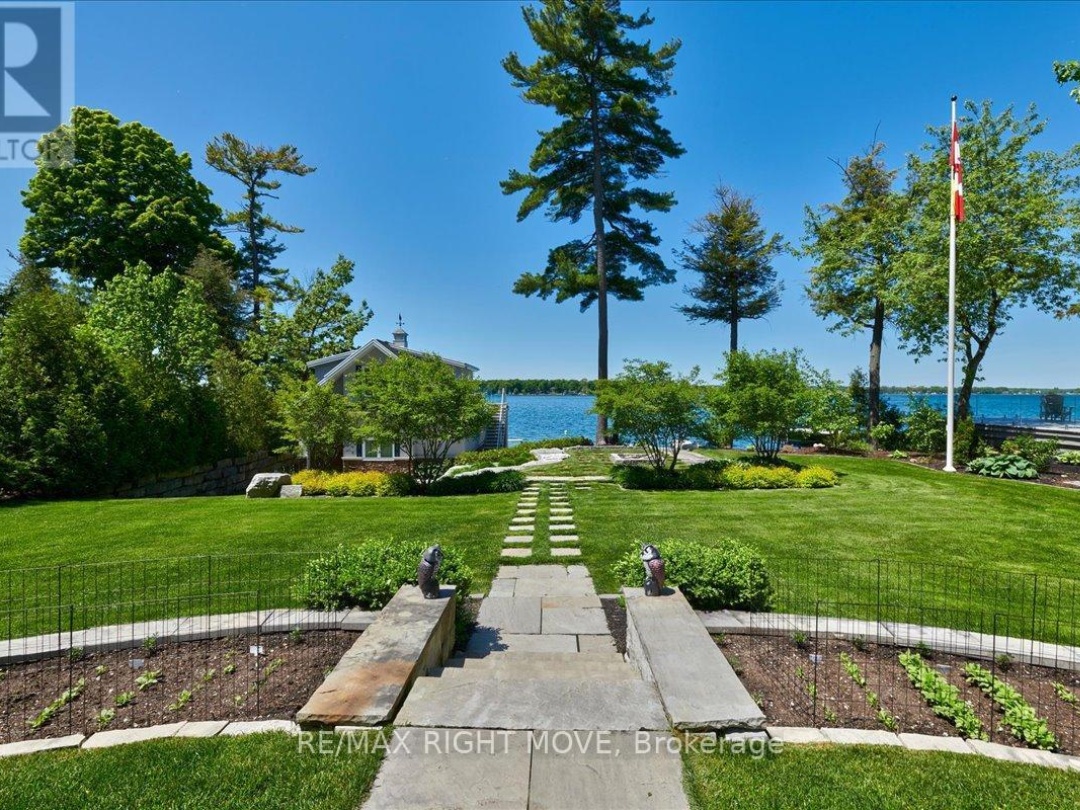 153 Creighton Street S, Lake Simcoe
