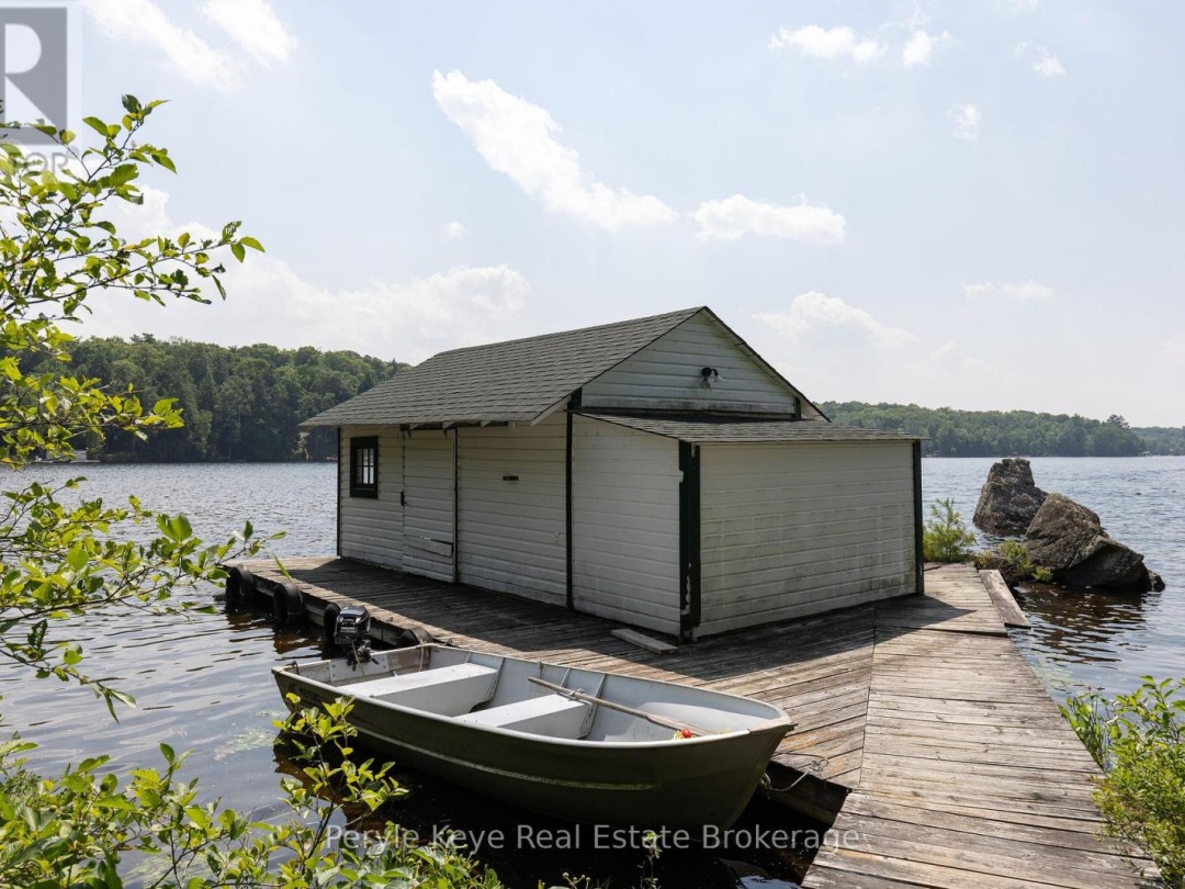 1187 RIGNALLS ROAD E, 