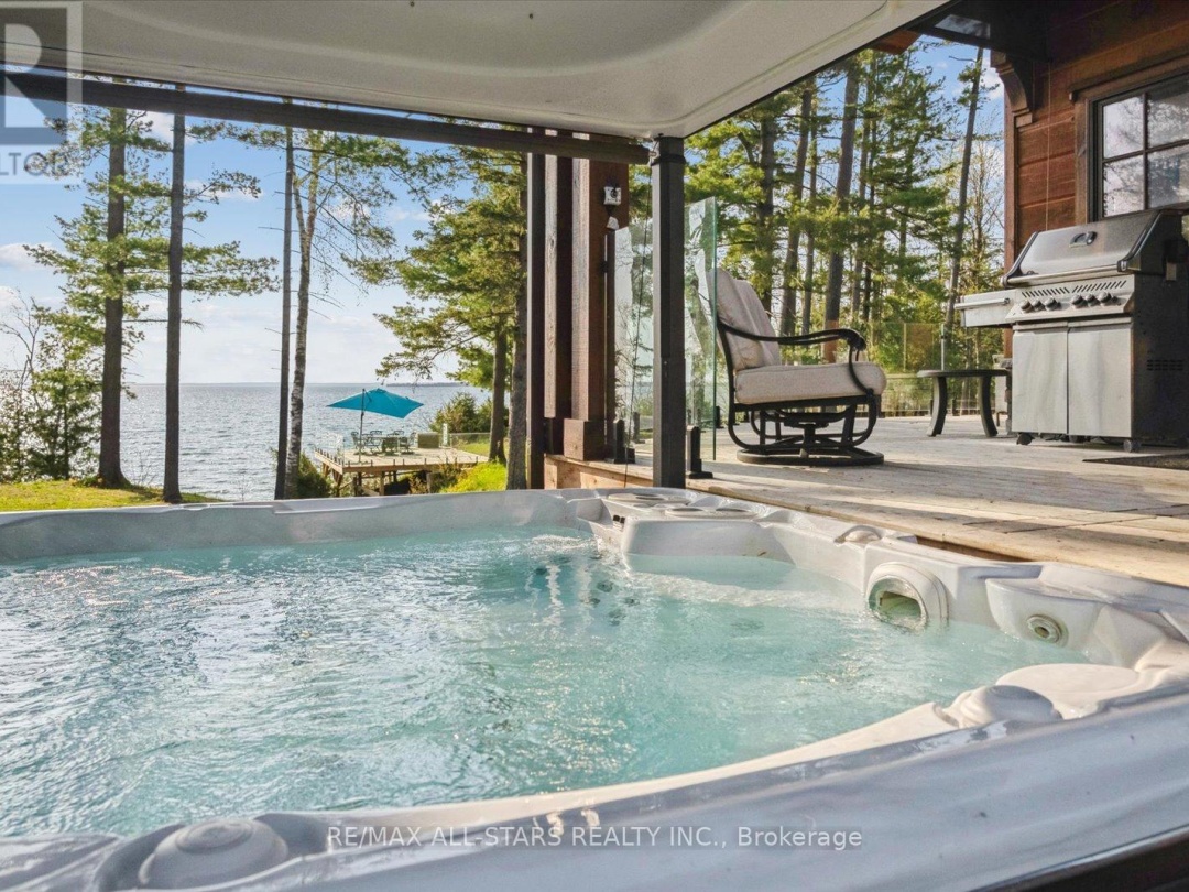 27440 CEDARHURST BEACH ROAD, Lake Simcoe