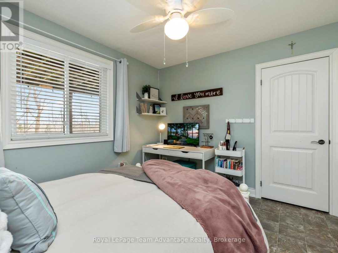 8 AVERY COURT, Parry Sound