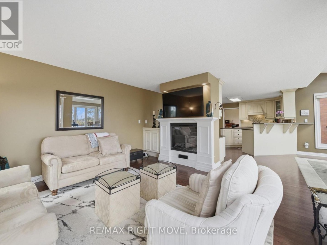 177 BRANT STREET W, Orillia