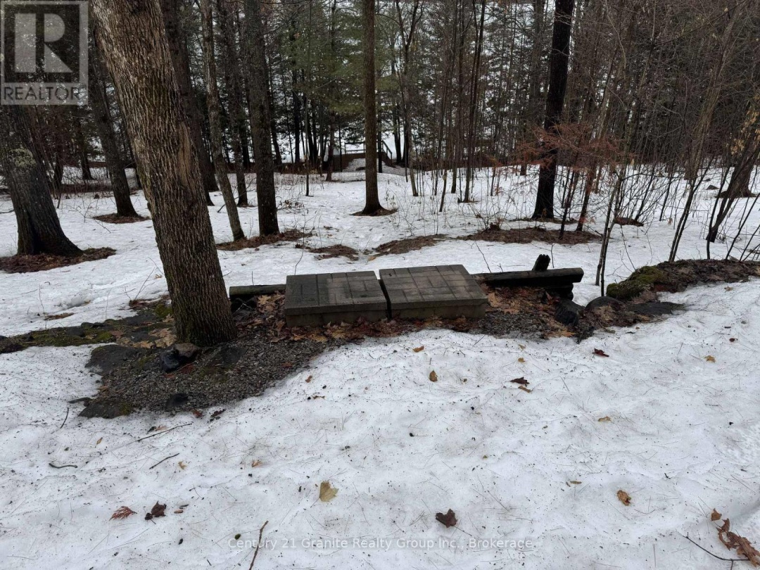 1037 ROTUNDA DRIVE, Contau Lake