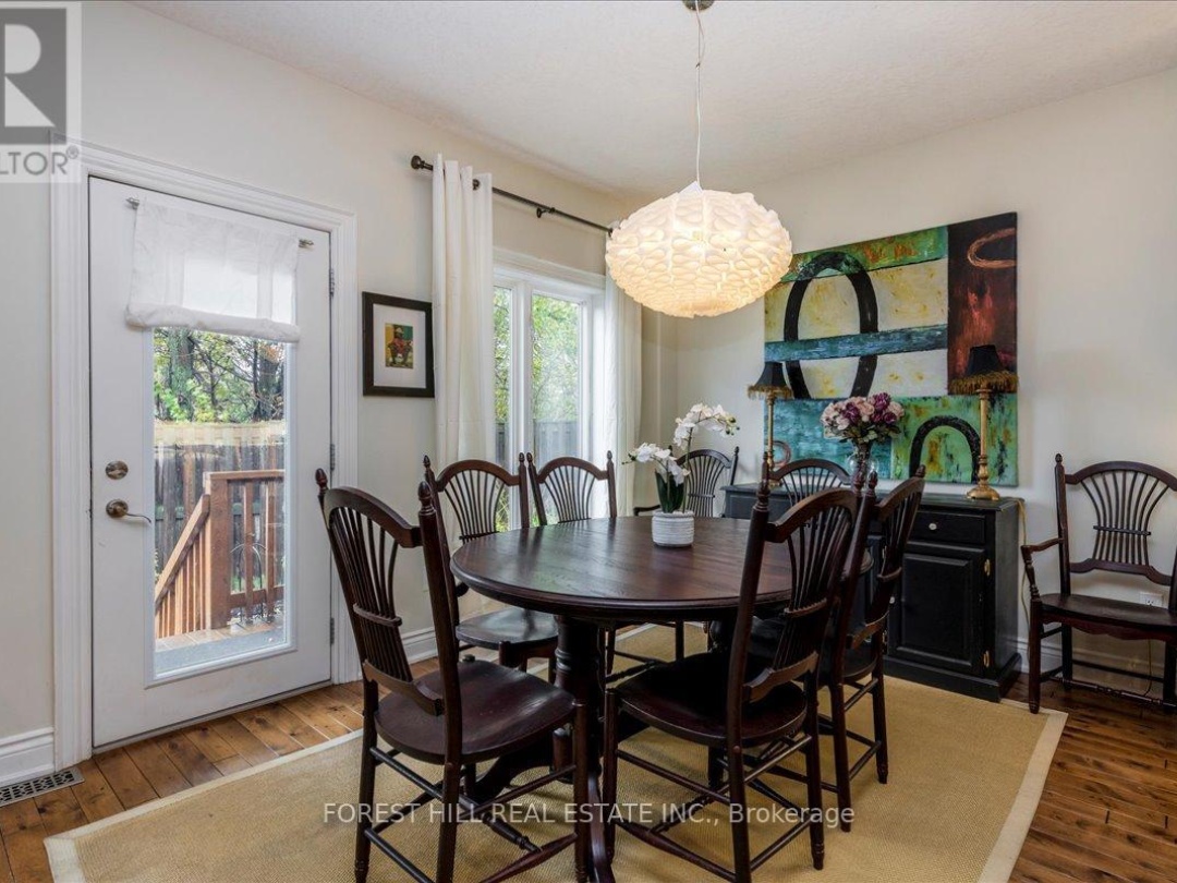 10 - 10 INVERMARA COURT, 