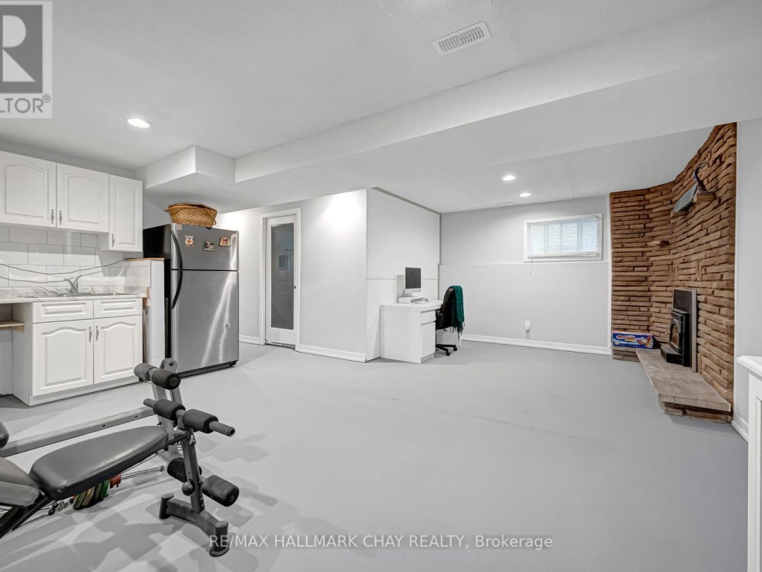 20 HOWARD AVENUE, Brock (Beaverton)