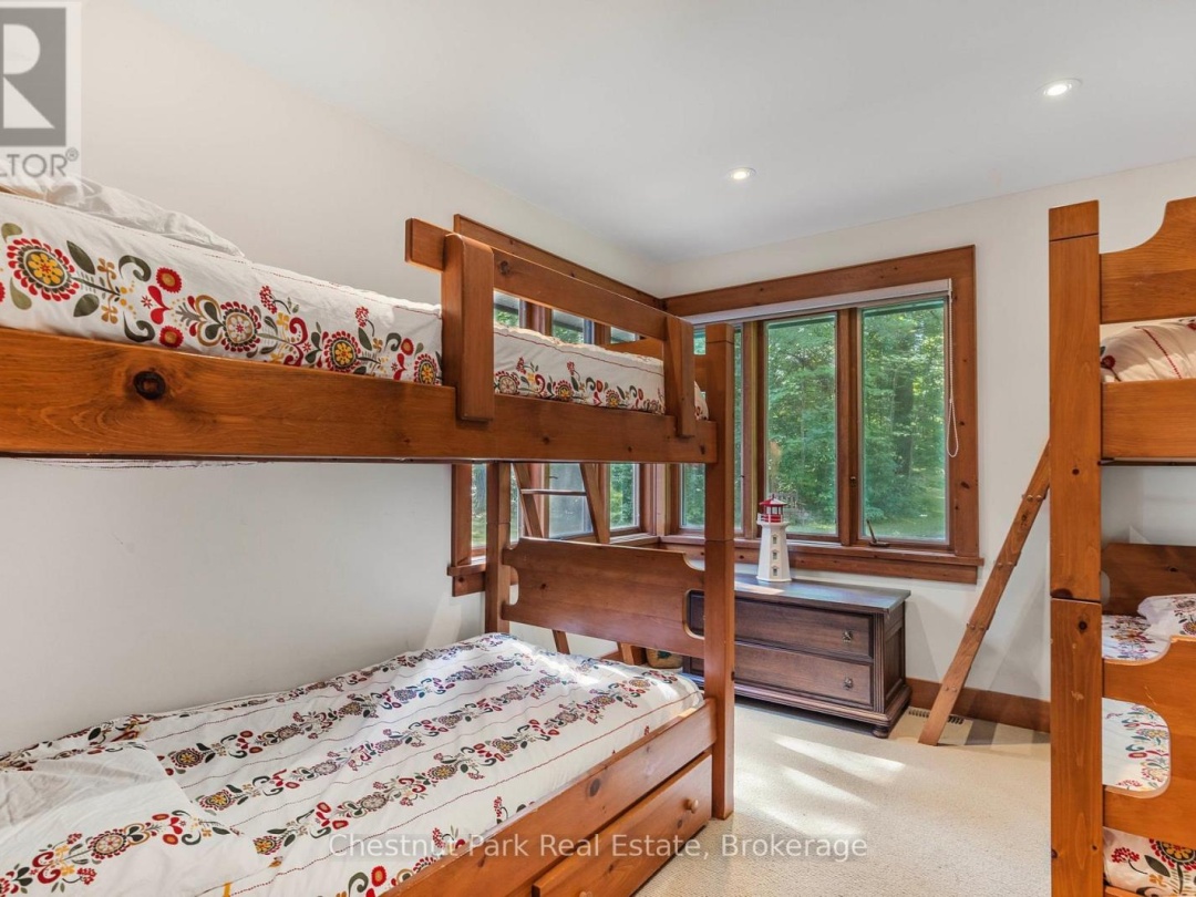 1335 Narrows Road N, Lake Muskoka